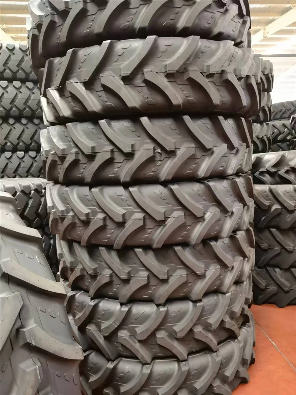 AGR Tire Bias And Radial Types