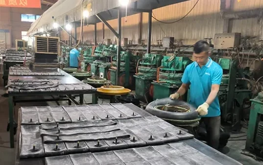 vulcanization of 1400-24 Truck Tire Inner Tube